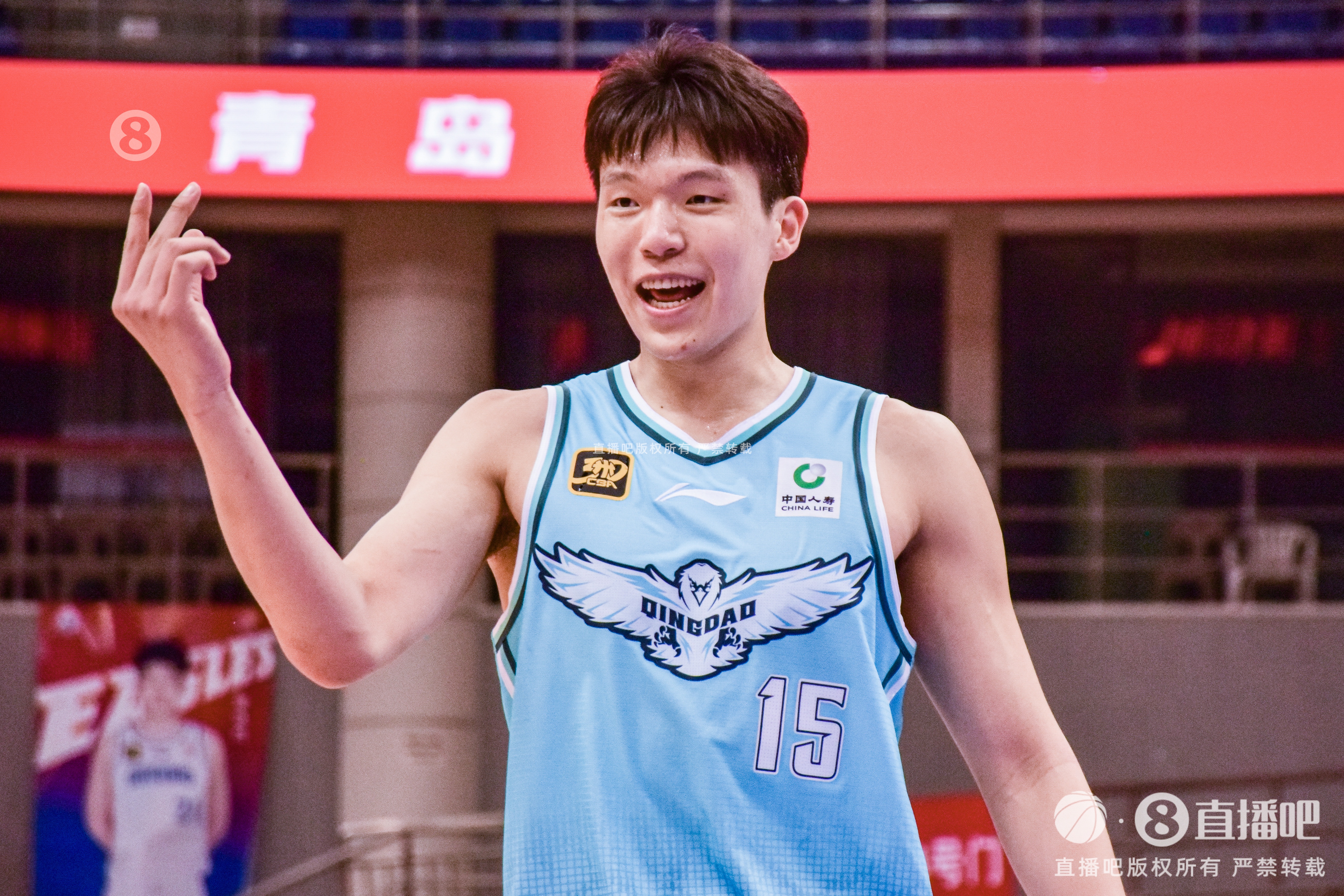 第二次来了!媒体人:森林狼球探今晚来到青岛主场考察杨瀚森